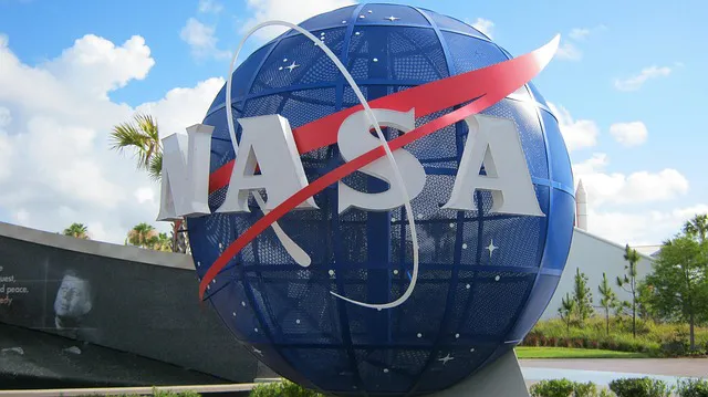 nasa-2313267_640